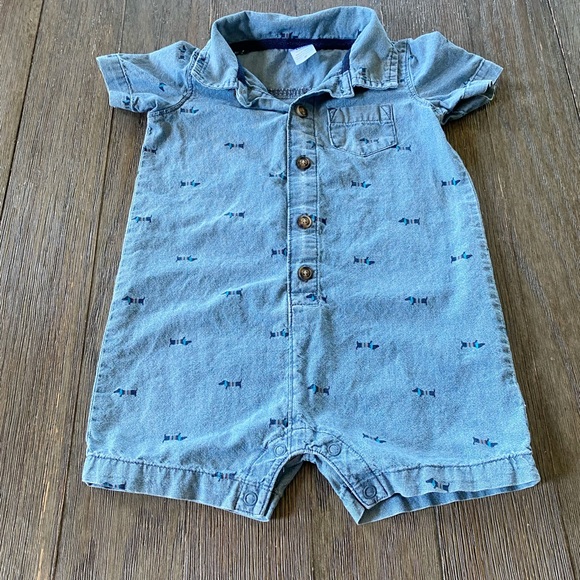 4/$20 Carter’s One piece chambray romper - Picture 5 of 6